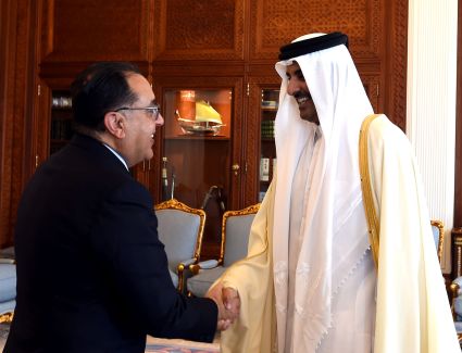 عاجل: أمير قطر يستقبل رئيس الوزراء والوفد المرافق له