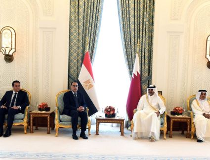 جلسة مباحثات مصرية- قطرية موسعة برئاسة رئيسى وزراء البلدين