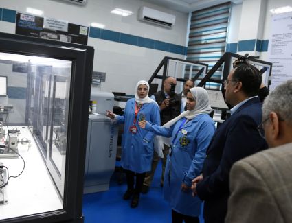 "مدبولي" يشهد افتتاح المعامل المركزية الجديدة بميناء العين السخنة