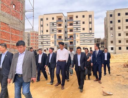 الإسكان: وفد صيني يزور مدينة السويس الجديدة للإطلاع على فرص الاستثمار